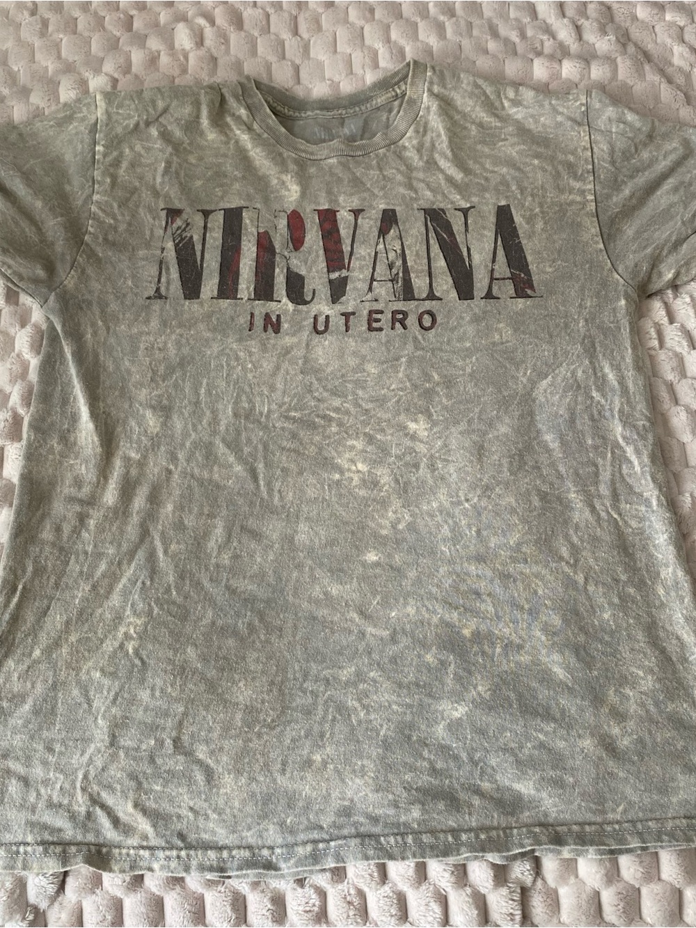 NIRVANA In Utero Short Sleeve Tee - Light Gray with Dark Red Logo